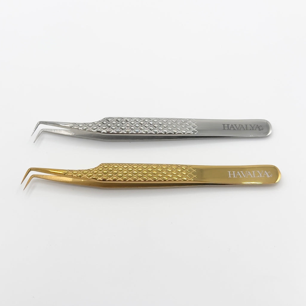 The 90s Baby - Micro 90° Fanning Lash Tweezer